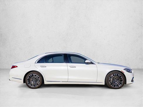 Used 2024 Mercedes-Benz S 580 4MATIC Sedan image 4