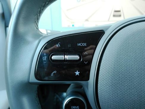 Used 2022 Hyundai Ioniq 5 SE image 35