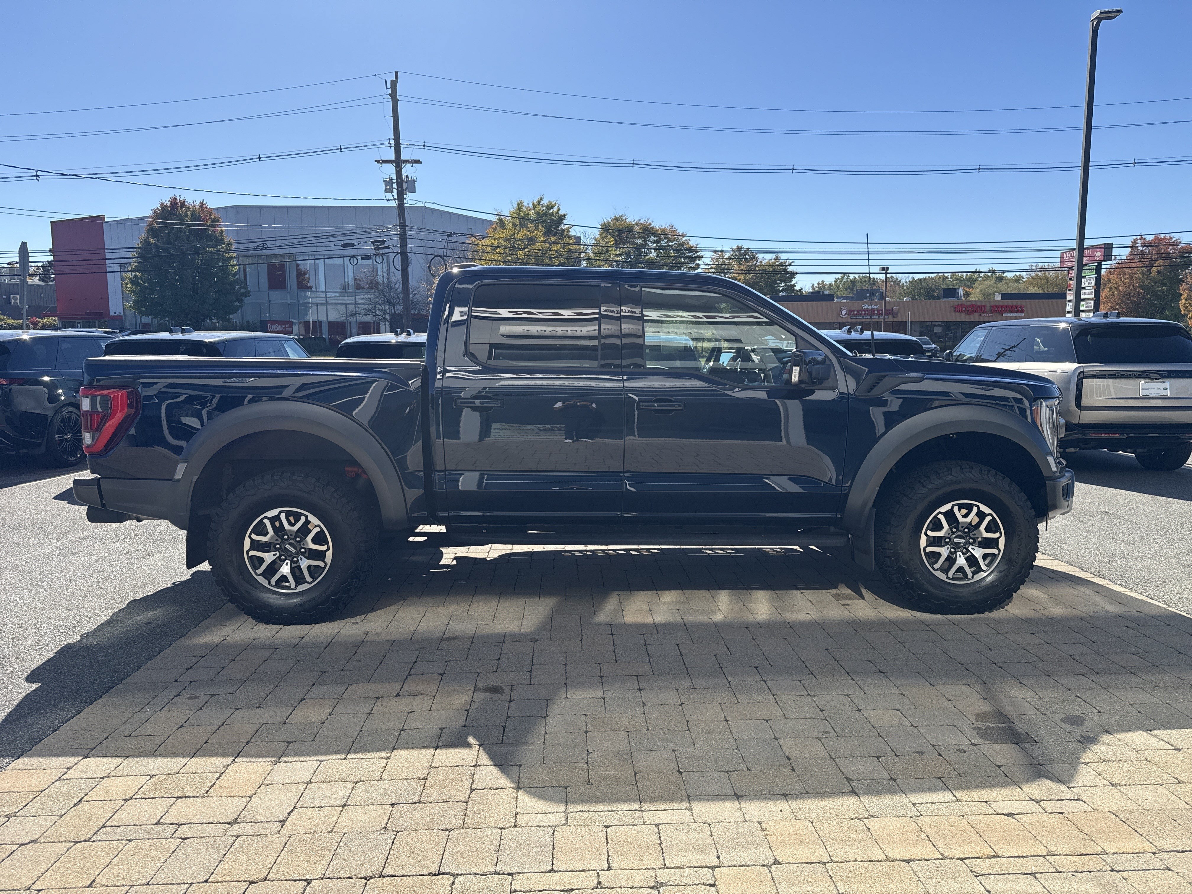 Used 2022 Ford F150 Raptor w/ Equipment Group 801A High AWD/4WD image 10