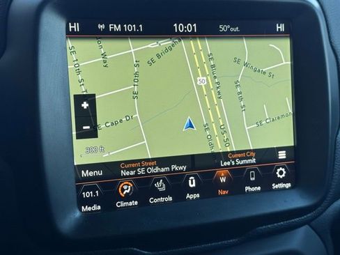 Used 2022 Jeep Renegade Latitude w/ Convenience Group image 14