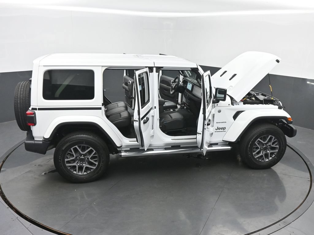Used 2024 Jeep Wrangler Unlimited Sahara w/ Technology Group AWD/4WD image 73
