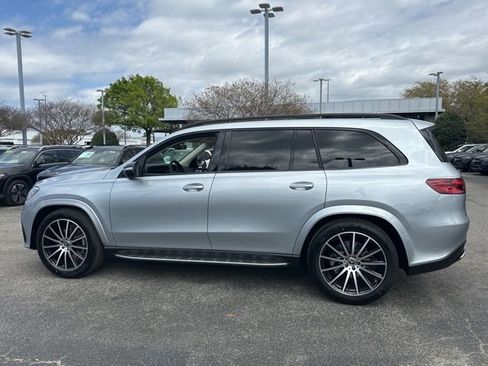 New 2026 Mercedes-Benz GLS 450 4MATIC image 3