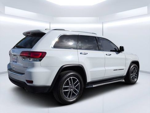 Used 2020 Jeep Grand Cherokee Limited w/ Luxury Group II RWD image 3