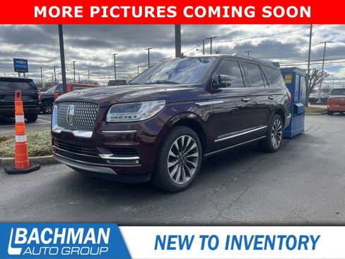 Used 2019 Lincoln Navigator Reserve image 3