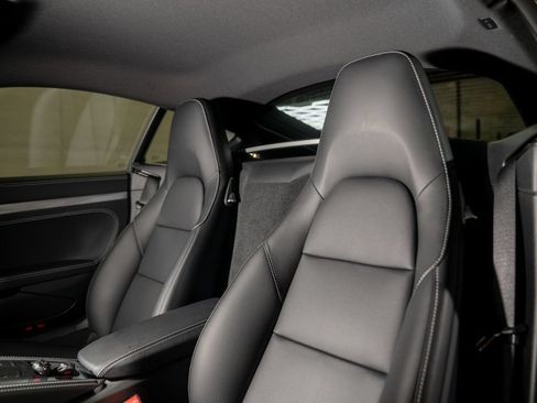 Used 2025 Porsche 718 Cayman S RWD image 13