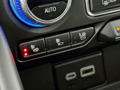 Used 2023 GMC Yukon AT4 w/ Technology Package image 20