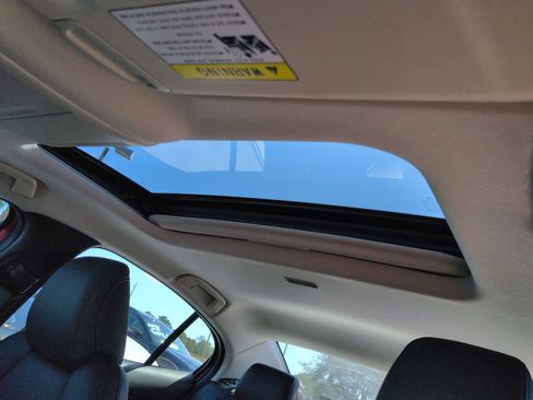 New 2026 MAZDA MAZDA3 2.5 S Sedan w/ Preferred Pkg image 19