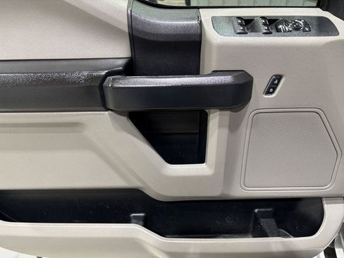 Used 2018 Ford F250 XL w/ Power Equipment Group AWD/4WD image 16