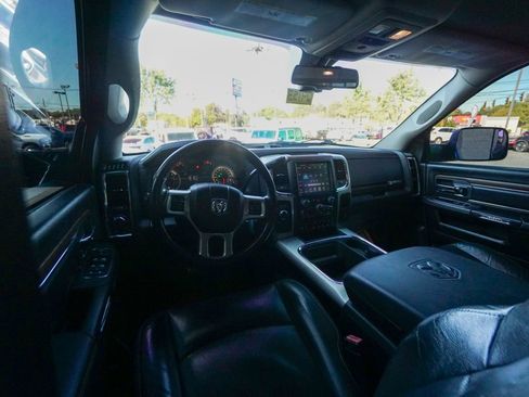 Used 2016 RAM 3500 Laramie image 16
