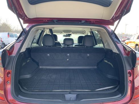 Used 2023 Nissan Murano SV image 19