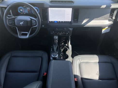 New 2026 Ford Bronco Badlands AWD/4WD image 2