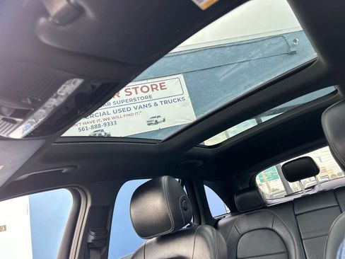 Used 2019 Mercedes-Benz GLC 300 GLC 300 Sport Utility 4D image 66