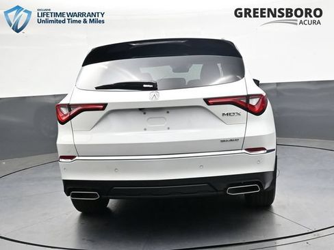 Used 2023 Acura MDX SH-AWD w/ Advance Package image 5