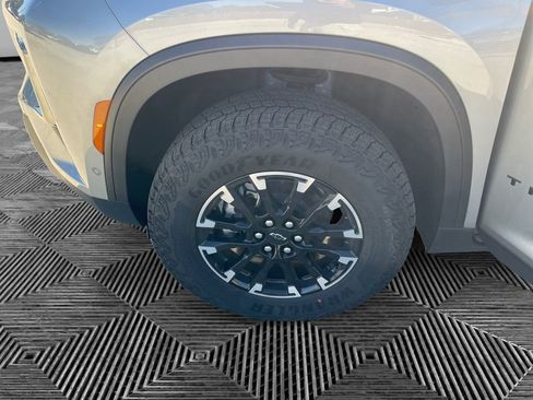 New 2026 Chevrolet Traverse Z71 image 14