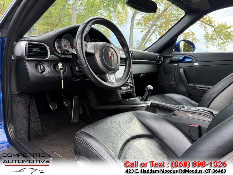 Used 2009 Porsche 911 Carrera S RWD image 2