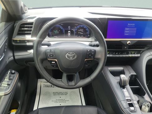 Certified 2023 Toyota Crown AWD/4WD image 12