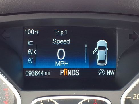 Used 2018 Ford Escape SE w/ SE Sync 3 Package FWD image 24