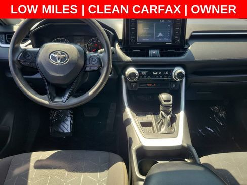 Used 2021 Toyota RAV4 XLE w/ Carpet Mat Package (TMS) FWD image 12