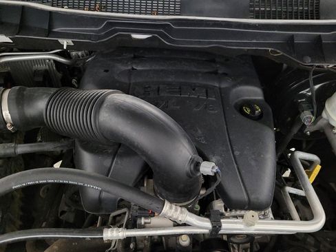 Used 2017 RAM 1500 Classic SLT image 30