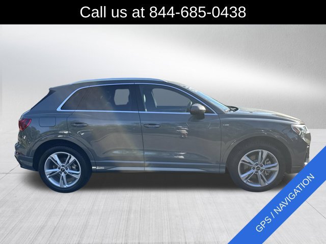 Used 2021 Audi Q3 2.0T Premium Plus w/ Premium Plus Package AWD/4WD image 4