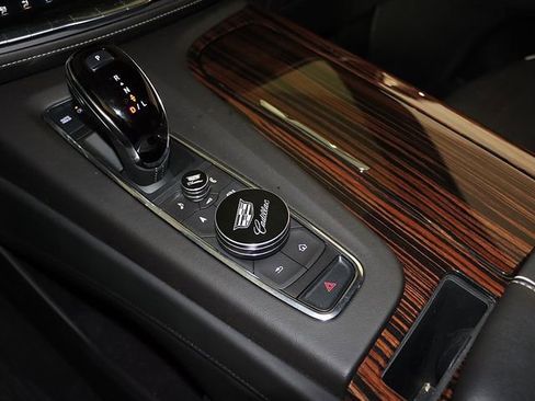 Used 2024 Cadillac Escalade ESV Premium Luxury w/ Performance Package AWD/4WD image 26