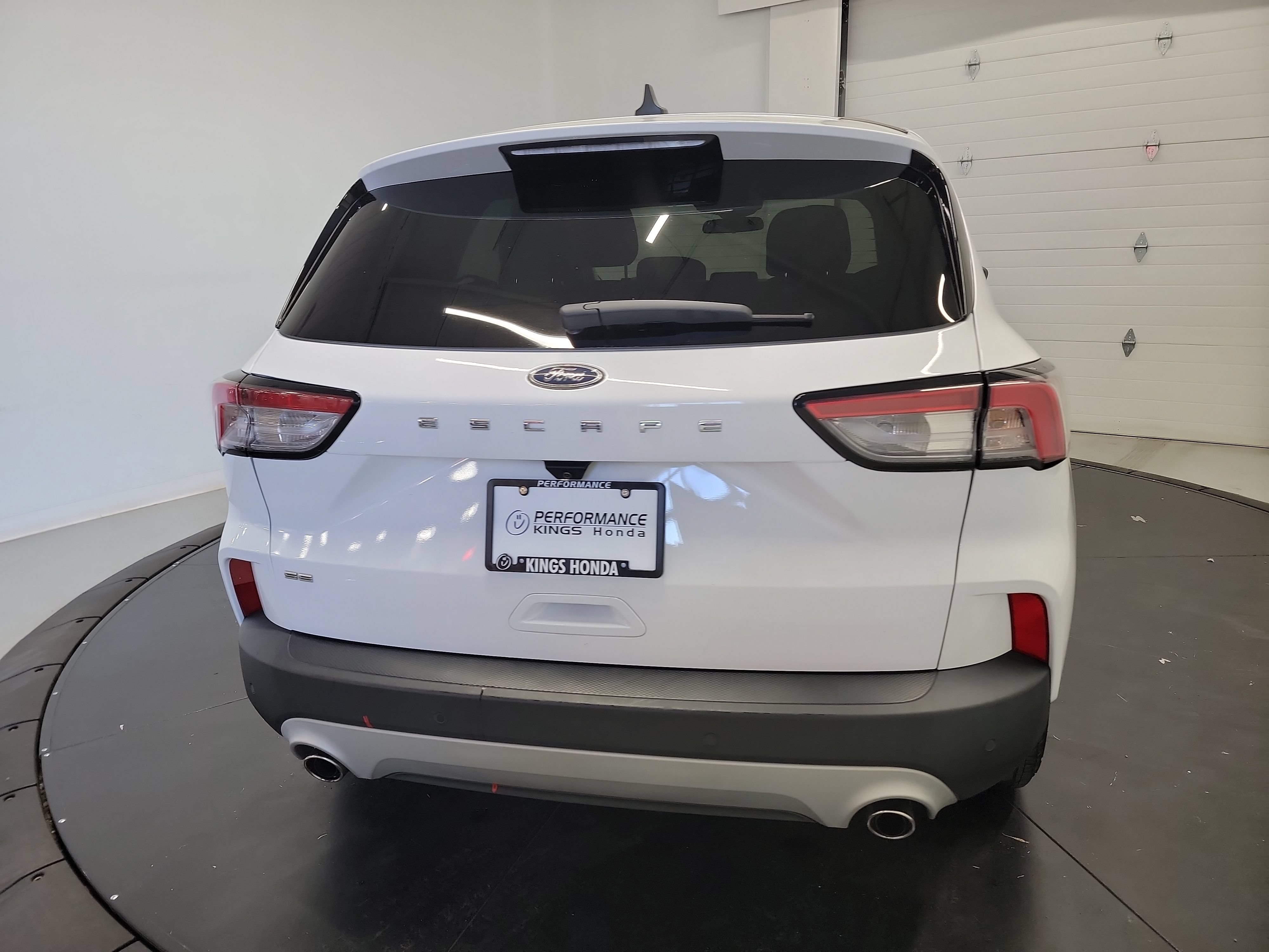Used 2022 Ford Escape SE w/ Convenience Package FWD image 8