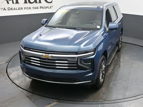 Used 2025 Chevrolet Tahoe LT w/ Advanced Technology Package AWD/4WD image 48