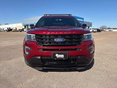 Used 2017 Ford Explorer Sport w/ Equipment Group 401A image 8