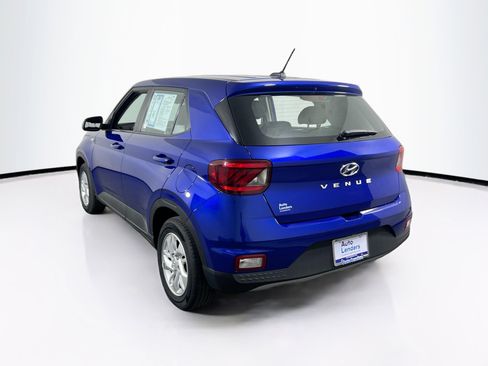 Used 2023 Hyundai Venue SE w/ Cargo Package image 7