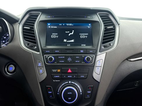 Used 2017 Hyundai Santa Fe Sport w/ 2.0T Ultimate Tech Package 05 FWD image 20