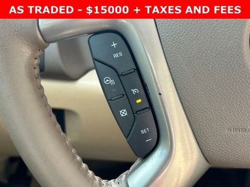 Used 2013 Chevrolet Avalanche LTZ image 21