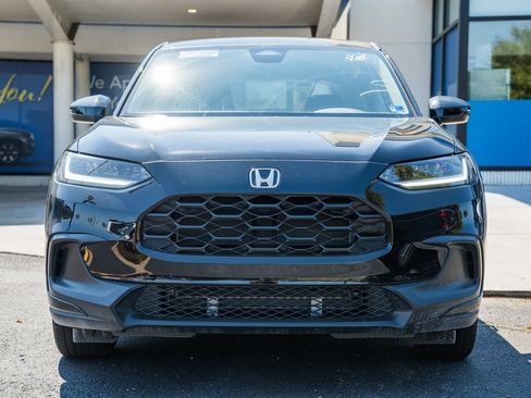 Used 2025 Honda HR-V LX image 2