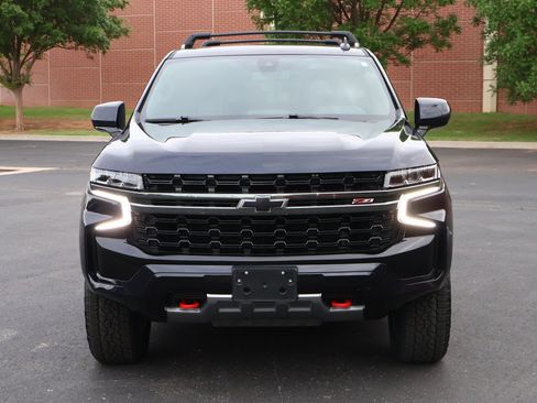 Used 2021 Chevrolet Tahoe Z71 w/ Rear Media and Nav Package AWD/4WD image 30