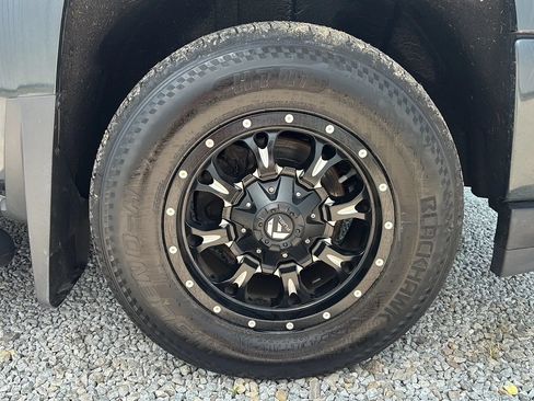 Used 2018 Chevrolet Silverado 1500 LT w/ All Star Edition AWD/4WD image 10