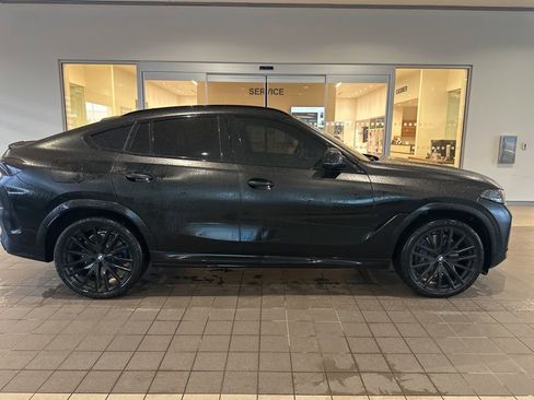 Used 2024 BMW X6 M60i w/ Dynamic Handling Package AWD/4WD image 3