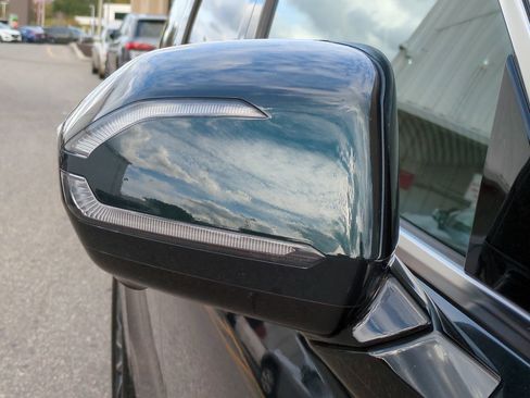 Used 2023 Hyundai Palisade Calligraphy image 12