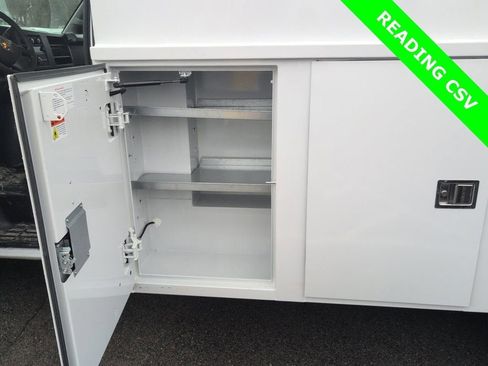 New 2025 Chevrolet Express 3500 Reading csv 75 DRW w/ Power Convenience Package image 17