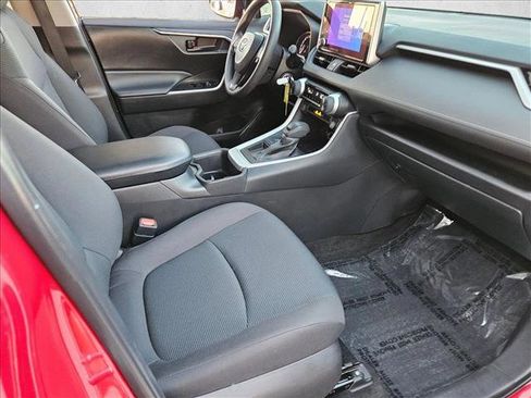 Used 2024 Toyota RAV4 LE image 18