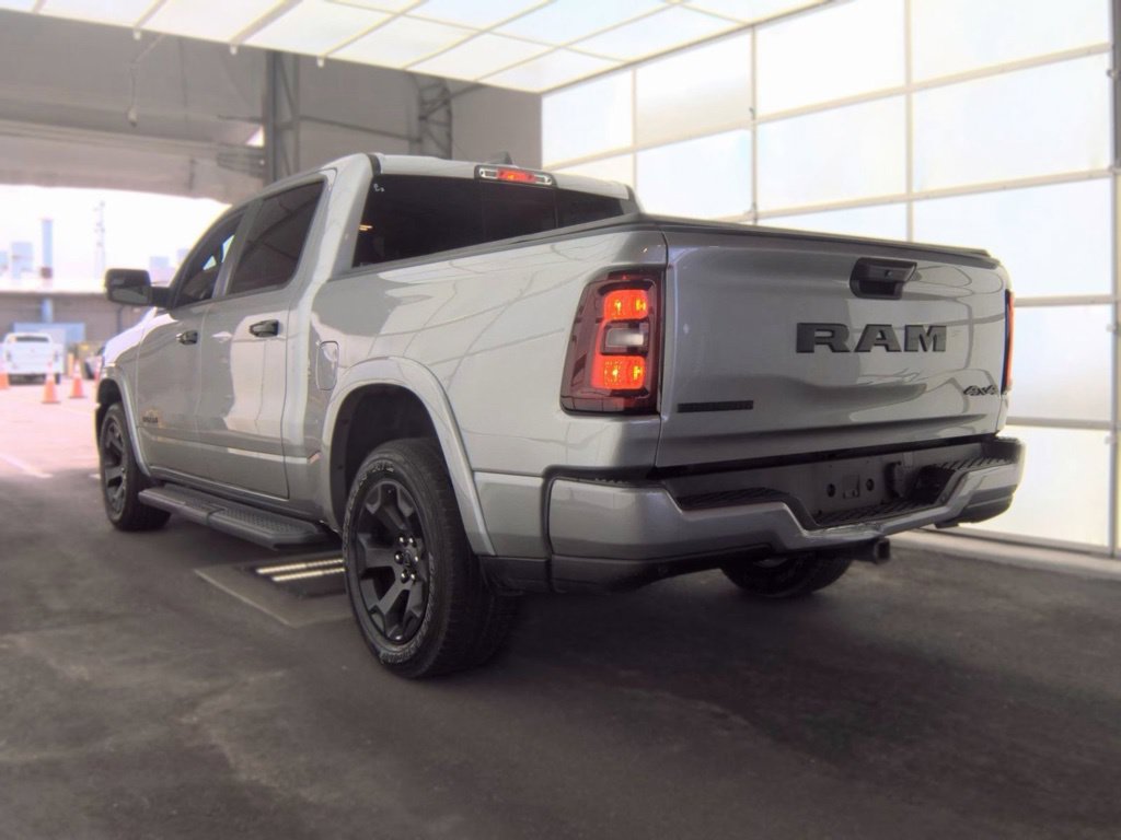 Used 2025 RAM 1500 Big Horn AWD/4WD image 5