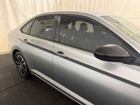 Certified 2024 Volkswagen Jetta Sport image 11