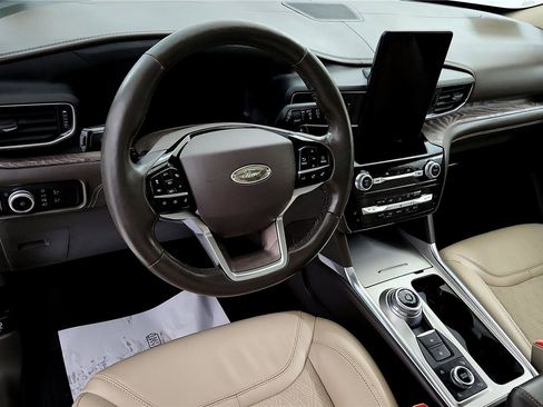 Used 2021 Ford Explorer Platinum w/ Equipment Group 601A image 26