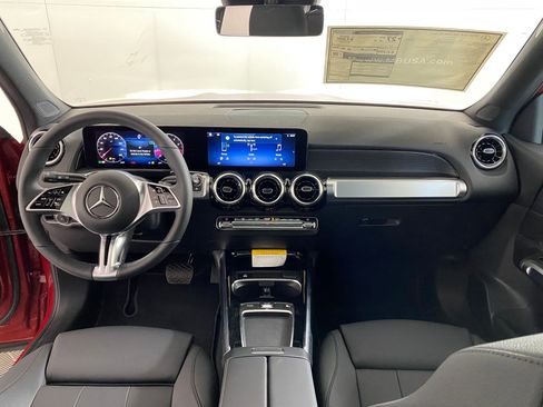 New 2026 Mercedes-Benz GLB 250 4MATIC image 15