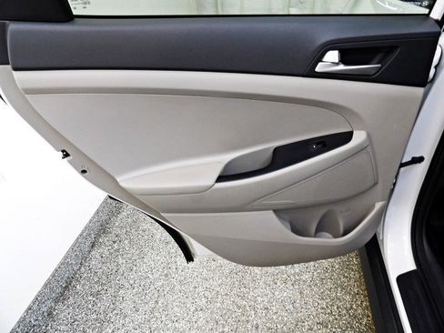 Used 2019 Hyundai Tucson SE w/ Cargo Package AWD/4WD image 9
