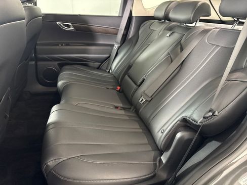 Used 2024 Genesis GV80 2.5T image 13