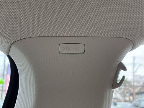 Used 2019 Volkswagen Jetta SEL image 31