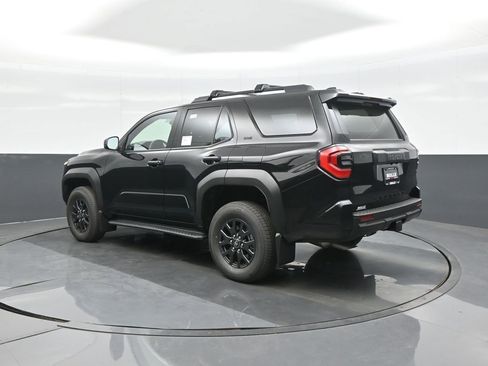 New 2026 Toyota 4Runner SR5 AWD/4WD image 6