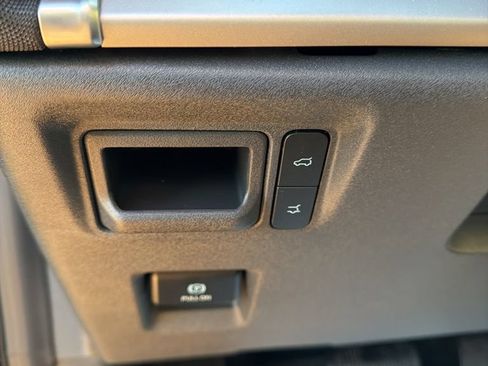 New 2026 Ford Expedition Active RWD image 32