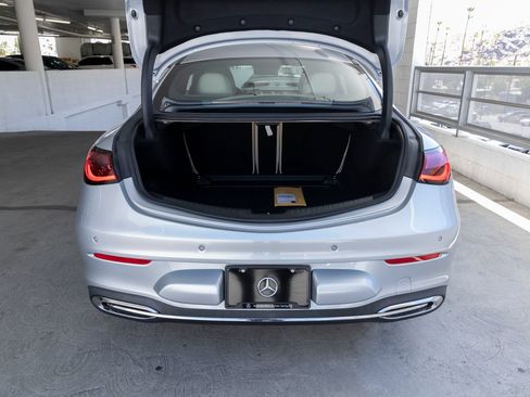 Used 2024 Mercedes-Benz CLE 300 4MATIC Coupe image 19