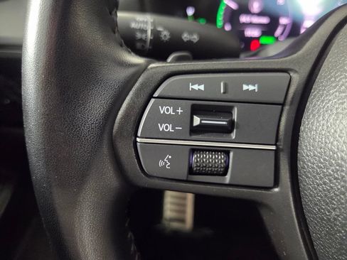 Used 2025 Honda Accord Sport image 17