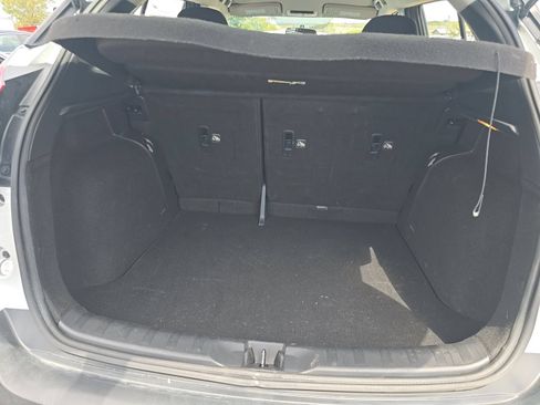 Used 2018 Nissan Kicks SR FWD image 7